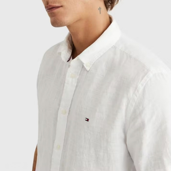 🌿Tommy Hilfiger Optic White Linen Regular Fit Button Down Shirt, Size M ~ EUC - Picture 2 of 10